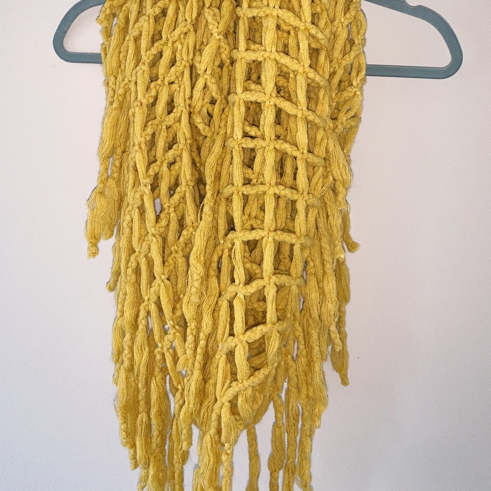 Knitted infinity scarf